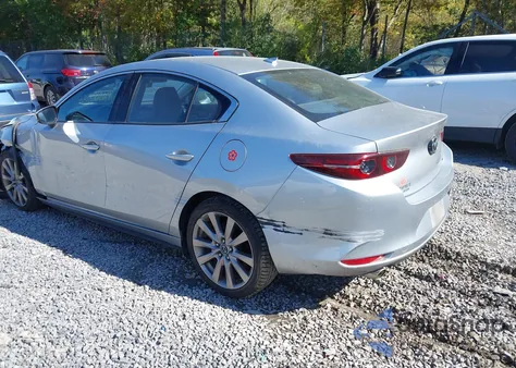 2019 Mazda Mazda3 Premium Package из США, поврежденный, VIN JM1BPBEM0K1132782